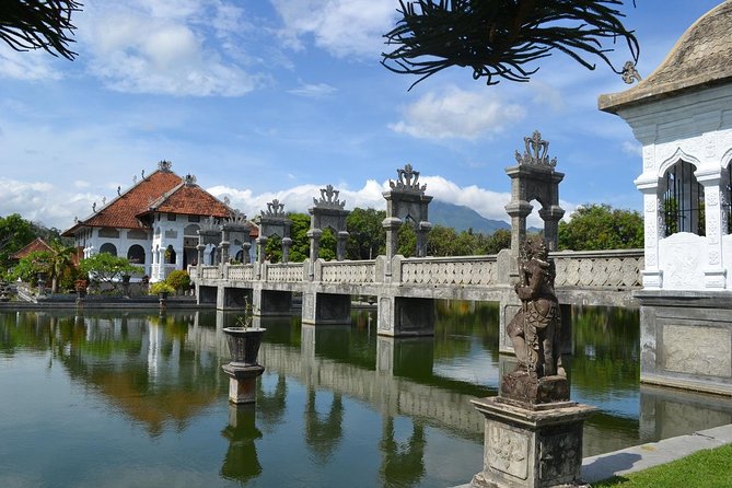 Lempuyang Temple Tour With Lunch and Pick Up - Is $79.99 a good value?