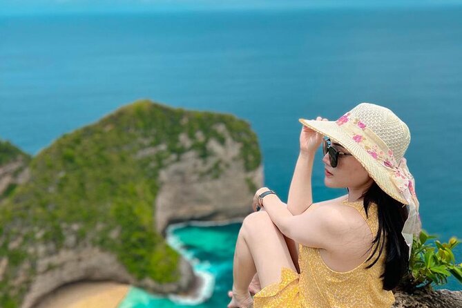 Manta Bay Snorkeling Adventure with Kelingking Beach Nusa Penida All Inclusive - Lunch and a break from the salt water