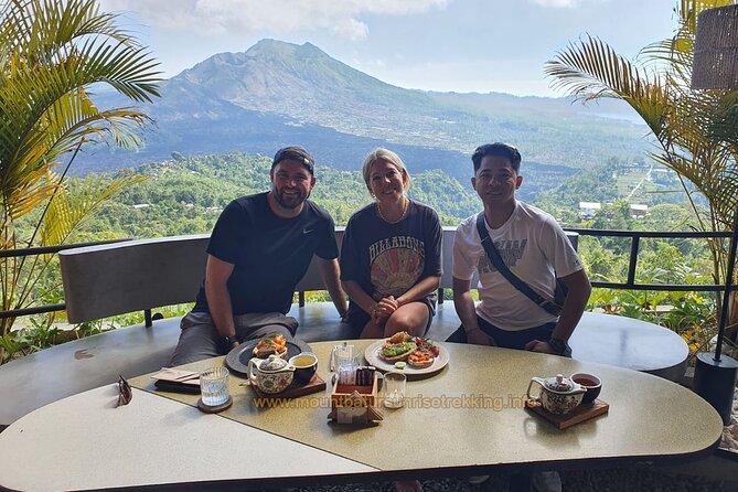 Mount Batur Jeep Sunrise (Private and Breakfast at Restaurant) - The coffee plantation stop after breakfast
