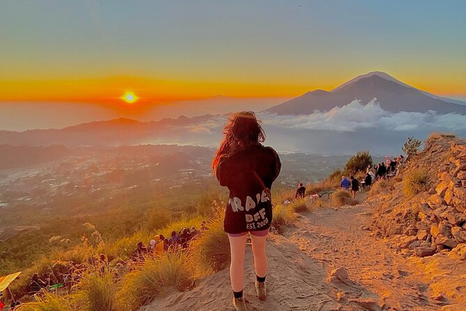 Mount Batur Sunrise Hike, Breakfast & Hot Spring - Climbing Mount Batur by flashlight