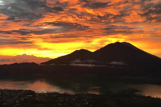 Mount Batur Sunrise Hike with Breakfast - A 2 a.m. start from Ubud to Mount Batur