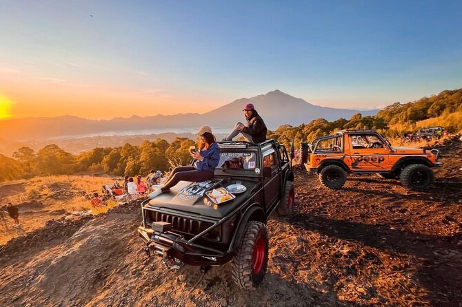 Mount Batur Sunrise Jeep Tour with Natural Hot Spring - The pre-dawn ride to Mount Batur