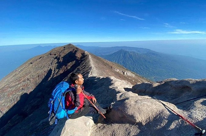 Mount Batur Sunrise Trekking, Hot Springs & Lunch at Restaurant - Buffet lunch with Mount Batur and Lake Batur views