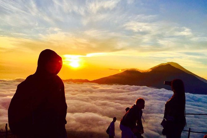 Mount Batur Trekking Sunrise Private Tour - Why the 6 a.m. sunrise is worth the early start