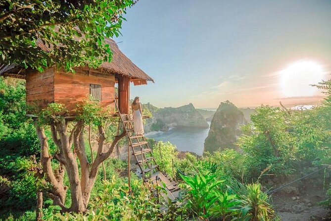 Nusa Penida & Gili Trawangan 3Days 2Night (Snorkeling) - Diamond Beach pairs views with a responsibility