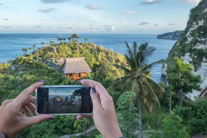 Nusa Penida Instagram Tour. West & East. All-inclusive - Kelingking Beach: the famous T-shaped viewpoint
