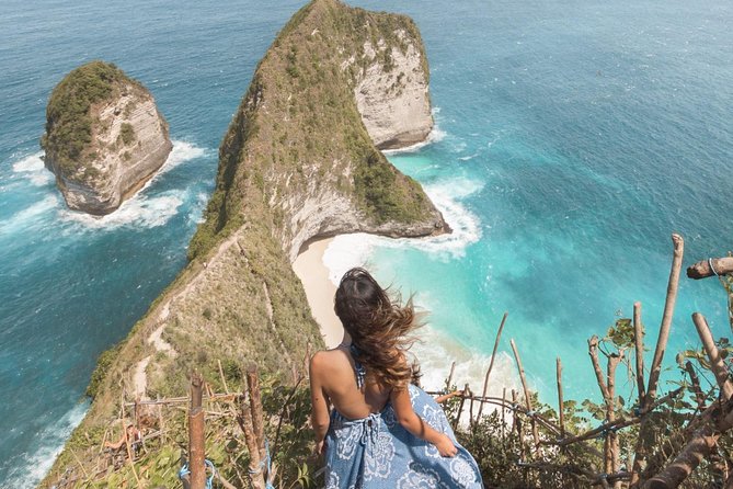 Nusa Penida Instagram Unforgettable Tour - Broken Beach and the sea arch