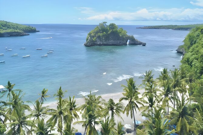 Nusa Penida Island Beach Tour - Departure From Bali Island - Lunch keeps the long day manageable