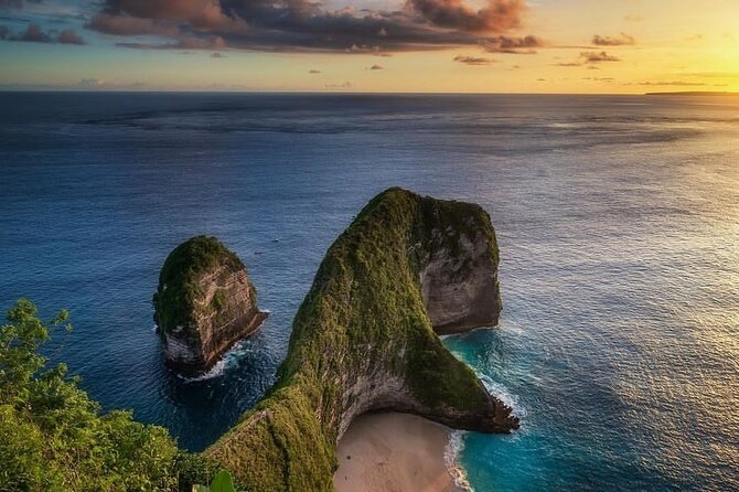 Nusa Penida Island, Instagram Tour & Private Car Service - Angel’s Billabong and its natural pool
