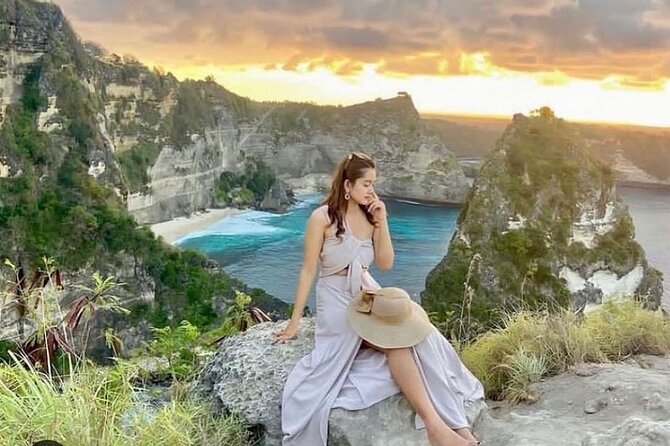 Nusa Penida Island, Instagram Tour & Private Car Service - Pasih Uug, where the sea cuts through the cliffs