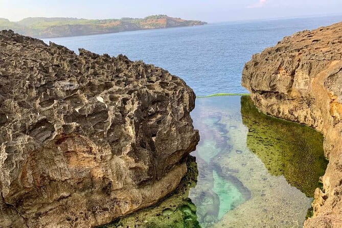 Nusa Penida Private Full Day West Island Tour From Bali - Broken Beach and the great cliff arch