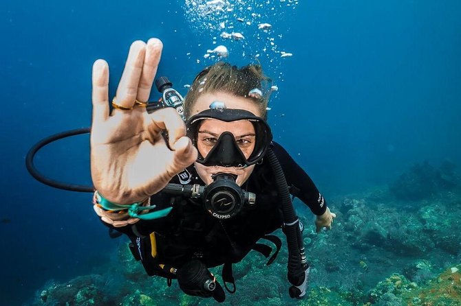 Open Water Course in Nusa Lembongan - Get Certified on remote island (next Bali) - Crystal Bay: a strong first named site