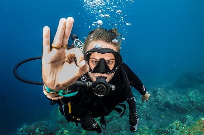 Open Water Course in Tulamben - Get Certified in Bali - Day one: learning the basics before reaching the sea