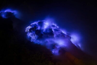 Overnight Mount Ijen Blue Fire Trekking Tour From Bali