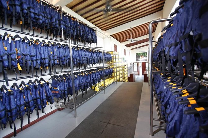 Premium Ayung River White Water Rafting in Bali - Buffet lunch at Mason Adventure and Chocolate Centre