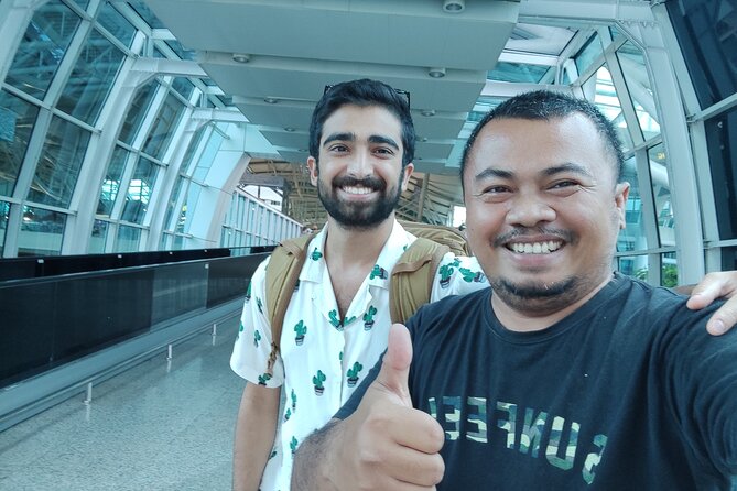 Private Arrival Transfer : (DPS)Bali Airpot to your Hotel & Villa - Your first meeting at Ngurah Rai Airport