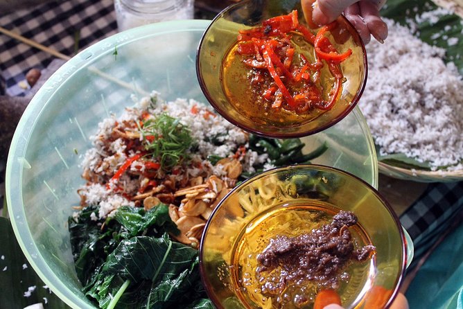 PRIVATE Authentic Balinese Cooking Class in Ubud at Putu's Home - The meal is the real reward