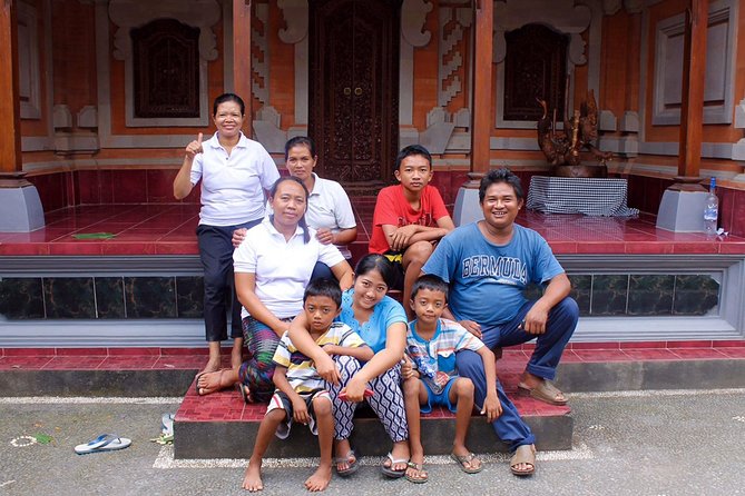 PRIVATE Authentic Balinese Cooking Class in Ubud at Putu's Home - Why the garden matters to the meal