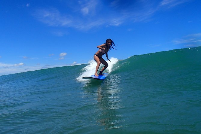 Private Beginner 1 on 1 Surf Lesson at Kuta Beach - Photos, atmosphere, and the human side