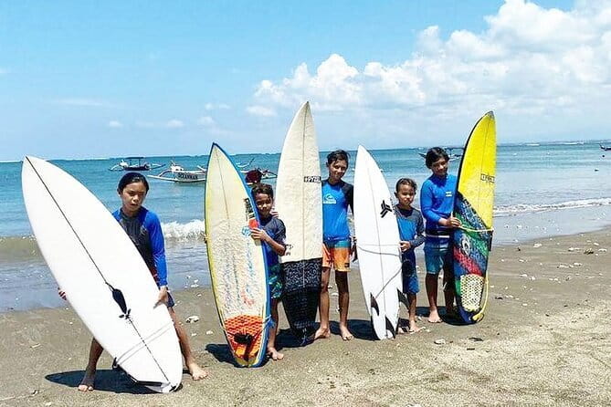 Private Beginner 1 on 1 Surfing Lesson at Kuta Beach without transfer - Starting on land at Kuta Beach