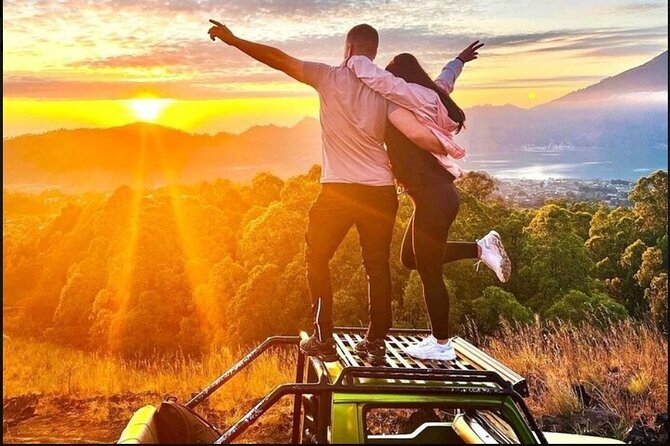 Private Mount Batur Jeep Sunrise all inclusive - Breakfast and the natural hot spring stop
