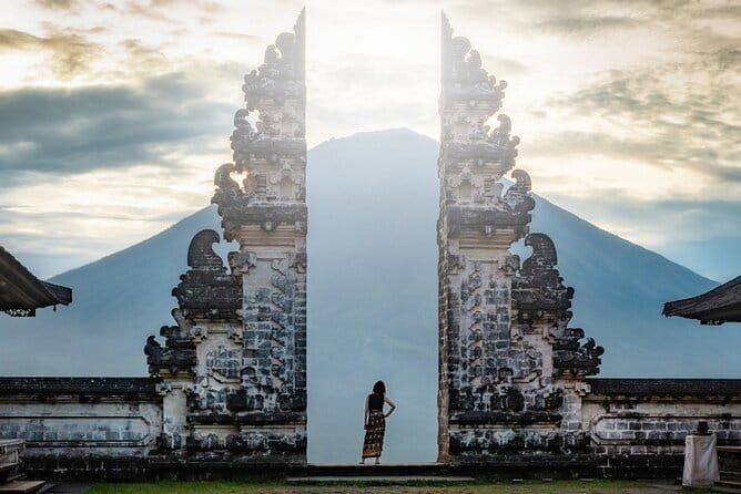 Private Sightseeing Northern East Bali All inclusive - Lempuyang Temple and the Gateway to Heaven
