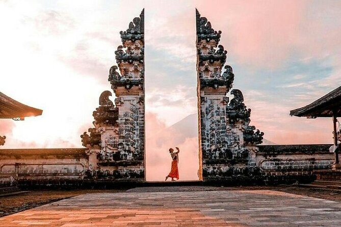 Private Tour Bali: Lempuyang Temple / Gate of Heaven, tirtagangga, waterfall. - Tukad Cepung Waterfall requires some effort
