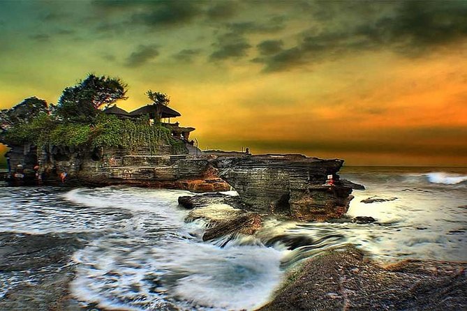 Private Tour Bali Swing & Visiting Temples in Bali - Tanah Lot for the final coastal view