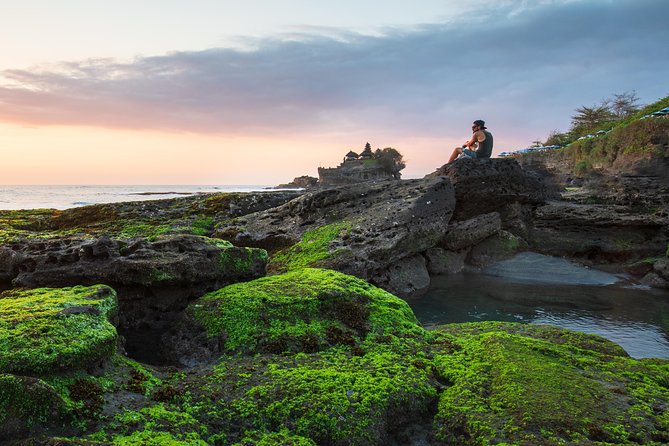 Private Tour: Full-Day Tanah Lot and Uluwatu Temples with Kecak Fire Dance Show - Uluwatu Temple and the sunset performance