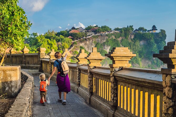 Private Tour: Half Day Uluwatu Tour - Uluwatu Temple above the Indian Ocean