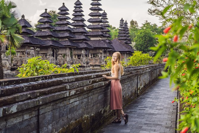 Private Tour: Ubud and Tanah Lot Day Tour - A private way to connect Ubud and the west coast