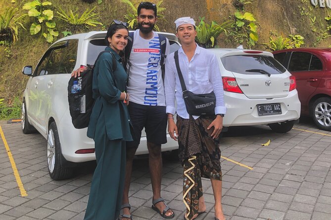 Private Tour Uluwatu Sunset Kecak Dance and Dinner at Jimbaran - Jimbaran Bay and the cost of dinner