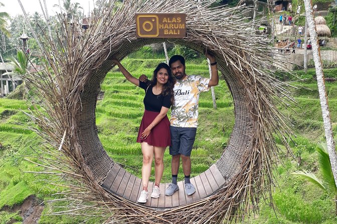 Private Ubud Tour Package - Batuan Temple and local design