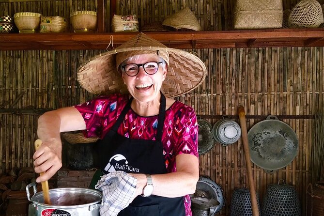 Pure Bali Village Experience, Cooking & Jamu Class+VIP Transfer - Helping with rice planting after lunch