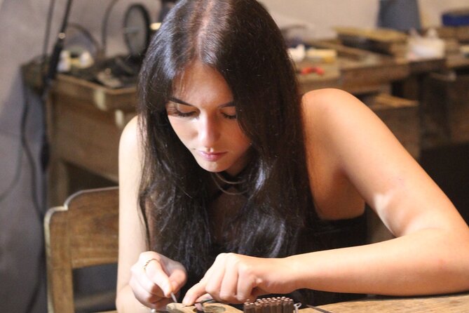 Silver Jewelry Making Class and Ubud Tour with All Inclusive - Tegenungan Waterfall for a change of scenery