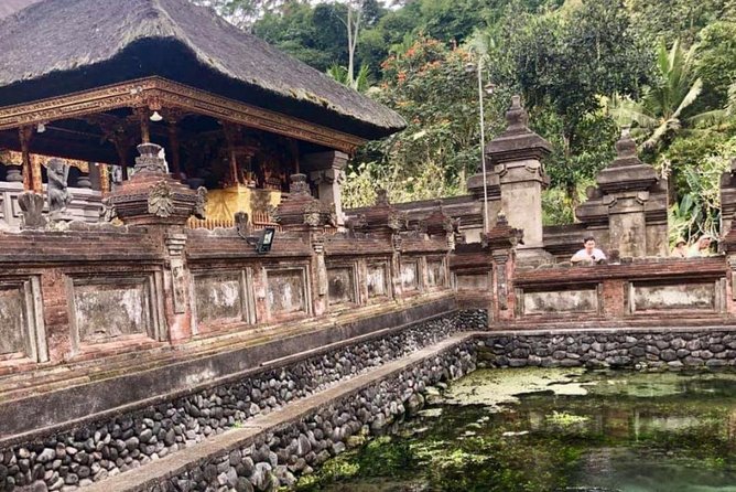 Skip the Line Tirta Empul Temple Entrance Ticket All Inclusive - How Good Is the Guiding?