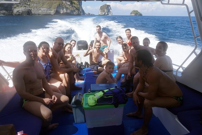 Snorkelling with Manta Rays at Nusa Penida and Lembongan - Choosing between Crystal Bay and Nusa Lembongan