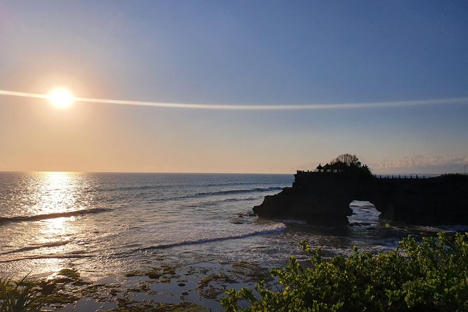 Solo or Group Tour - 10 Hours, 5 Persons Max - The airport collection, step by step