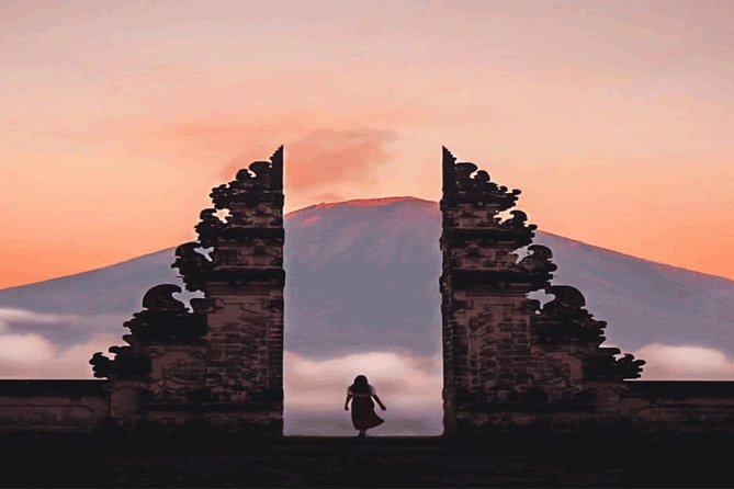Sunrise At The Gate Of Heaven Lempuyang Bali - Lempuyang Temple and the famous morning gate