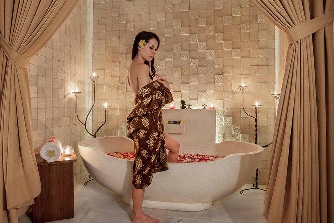 Sweet Dream Couple Treatment by ANJALI SPA - A full 60-minute traditional facial