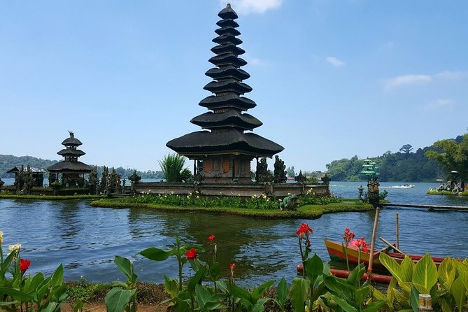 Tanah Lot and North Bali Private Tour - All inclusive - Four very different sides of Bali in one day