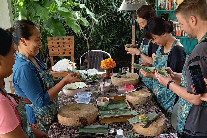 Traditional Tempeh Making & Cooking Balinese Cuisine - Starting with tempeh from scratch
