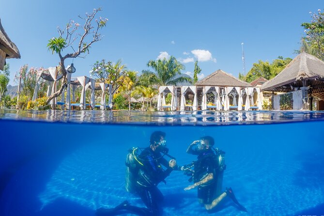 Try Dive Program in the Biorock Pemuteran - The 30-minute briefing and equipment setup