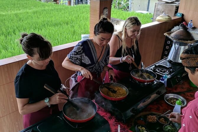 Ubud Cooking Class with Optional Market Visit Pickup Included - The chef’s teaching style and cultural context