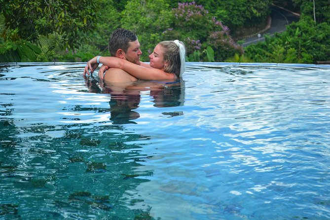 Ubud Monkey Forest Sanctuary Tours and Cretya - The private vehicle and guide service