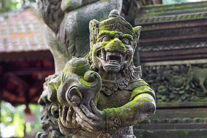 Ubud Sacred Monkey Forest & Art Village Tour - Finishing at Ubud Art Market