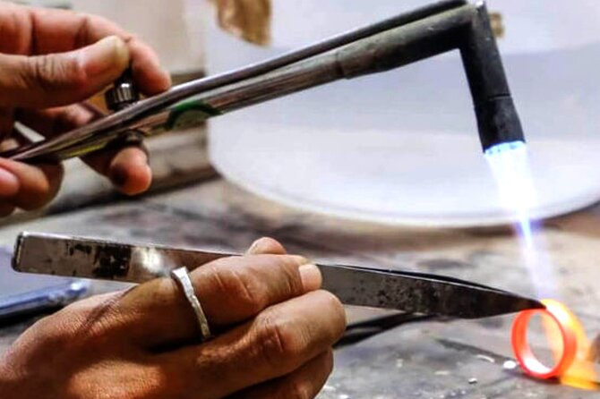 Ubud Silver Artistry Class: Create Unique Jewelry in Bali - Celuk Village and Bali’s silver-making tradition