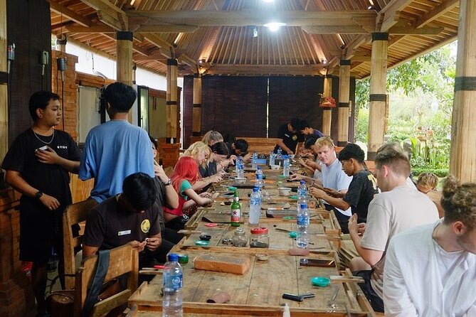 Ubud Silver Jewelry Making Class with Temple, Monkey Forest - Why a private car improves this Ubud day