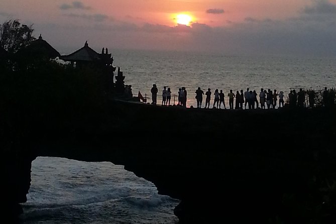 Ubud Tegalalang Rice Teracce & Tanah Lot Tour - Tegenungan Waterfall requires a little effort