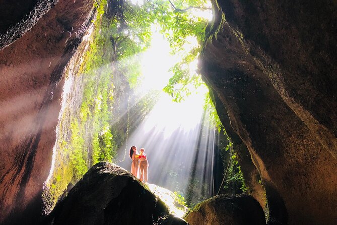 Ubud Temples, Waterfalls, Rice Terraces & Balinese Culture - How the guides shape the experience